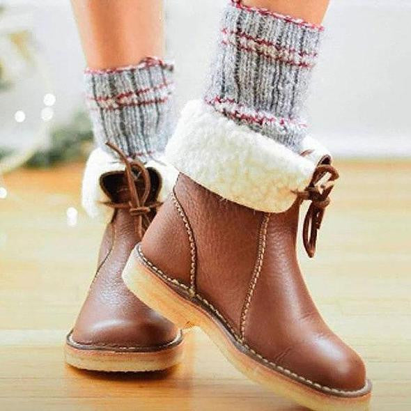 Effortless Black Ankle Boots With Foldable Cuff 8