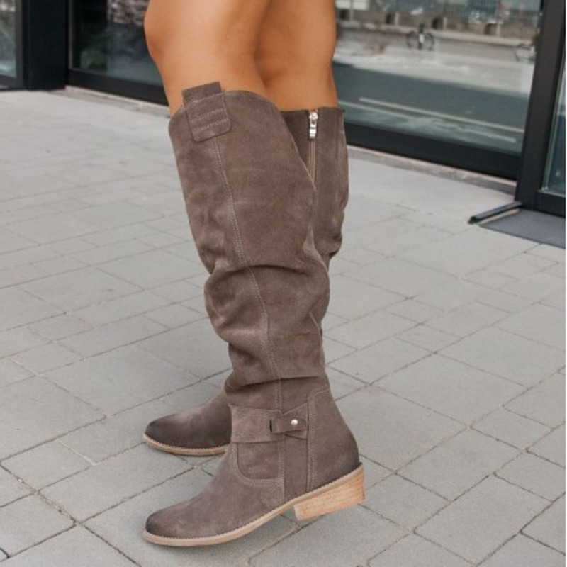 Effortless Black Knee High Boots With Strap Detail 5