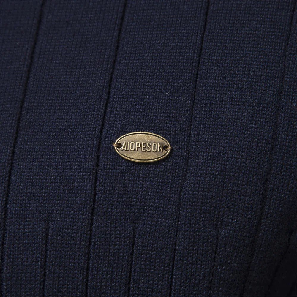 Effortless Half Zip Men's Sweater With Ribbed Detail 3