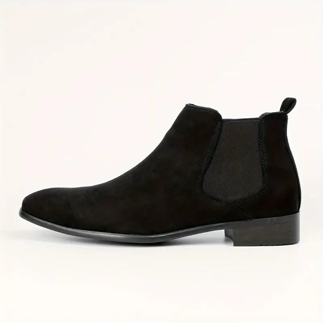 Effortless Men's Chelsea Boots With Sleek Design 4