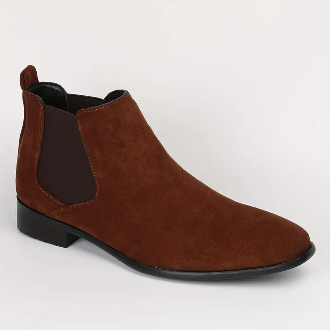 Effortless Men's Chelsea Boots With Sleek Design 8