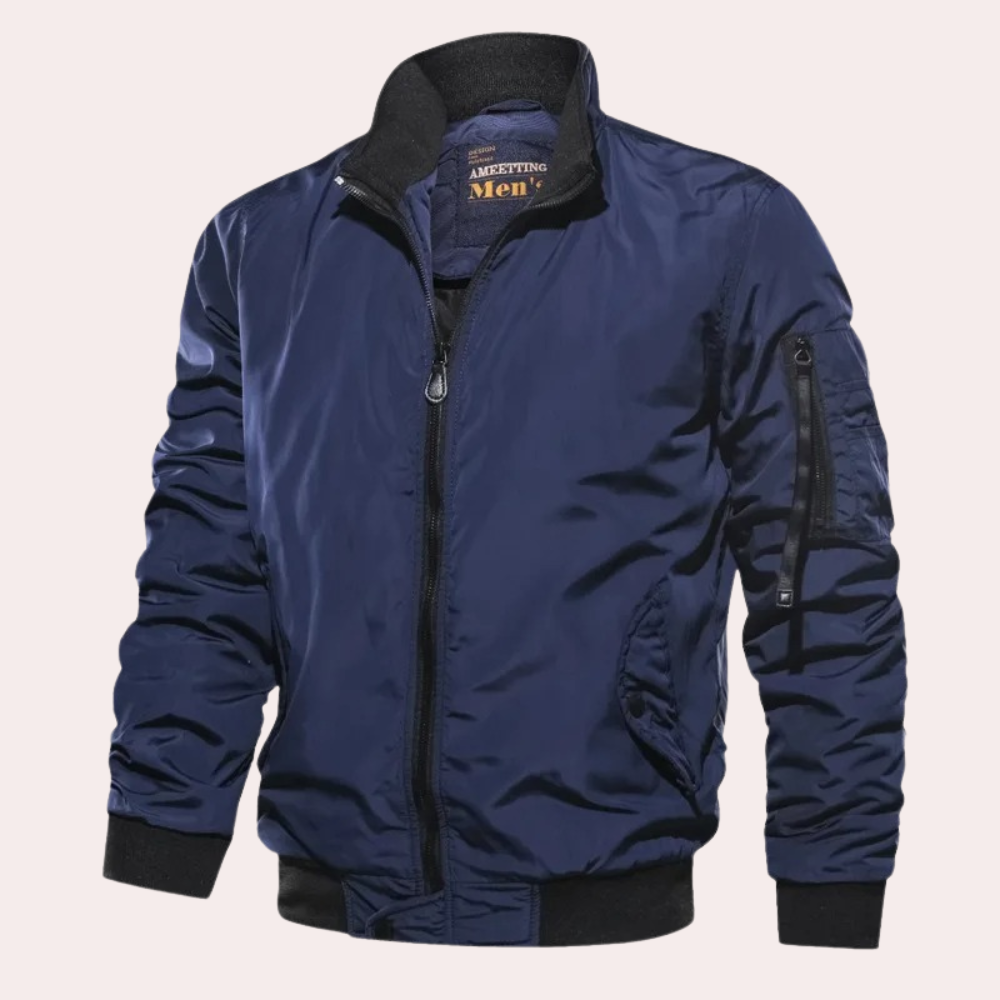 Effortless Men's Jacket with Relaxed Fit Pockets 1