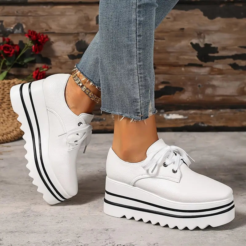 Effortless Sneakers With Sleek Modern Design 3
