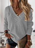 Effortless White Jumper With Chunky Knit Design 0
