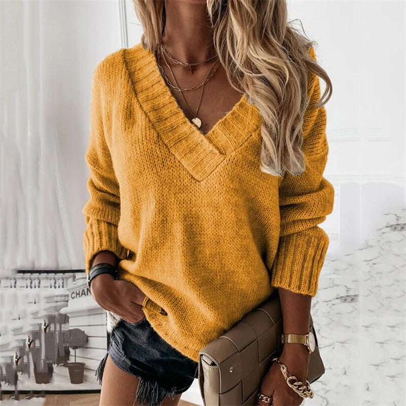 Effortless White Jumper With Chunky Knit Design 5