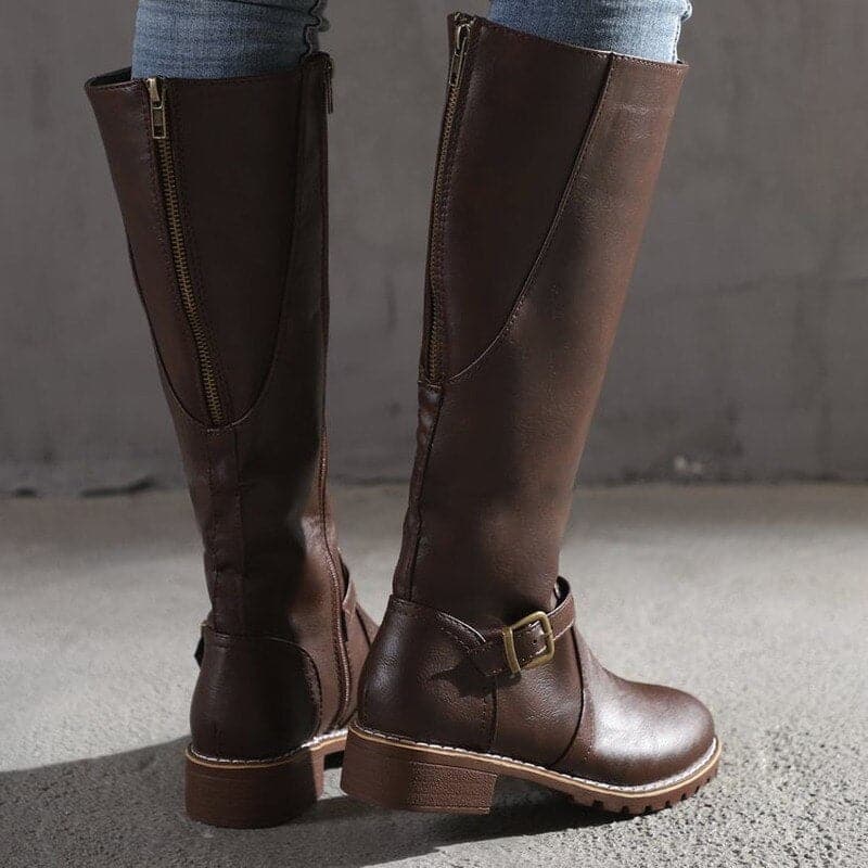 Elegant Black Knee High Boots With Buckle Detail 5