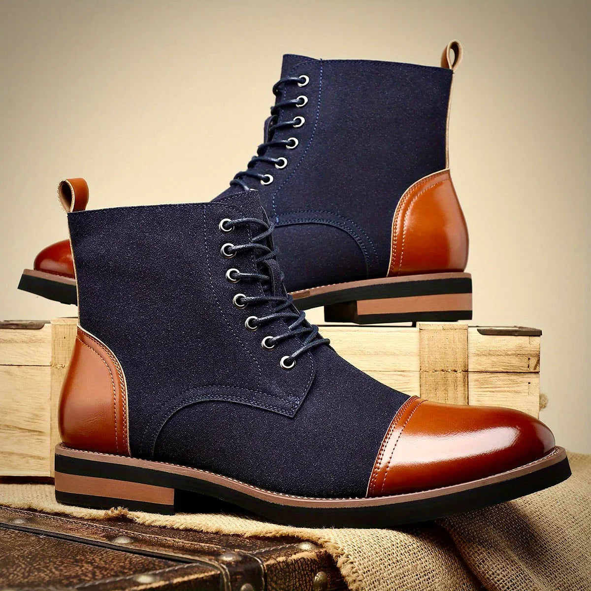 Elegant Men's Boots With Sleek Design 0