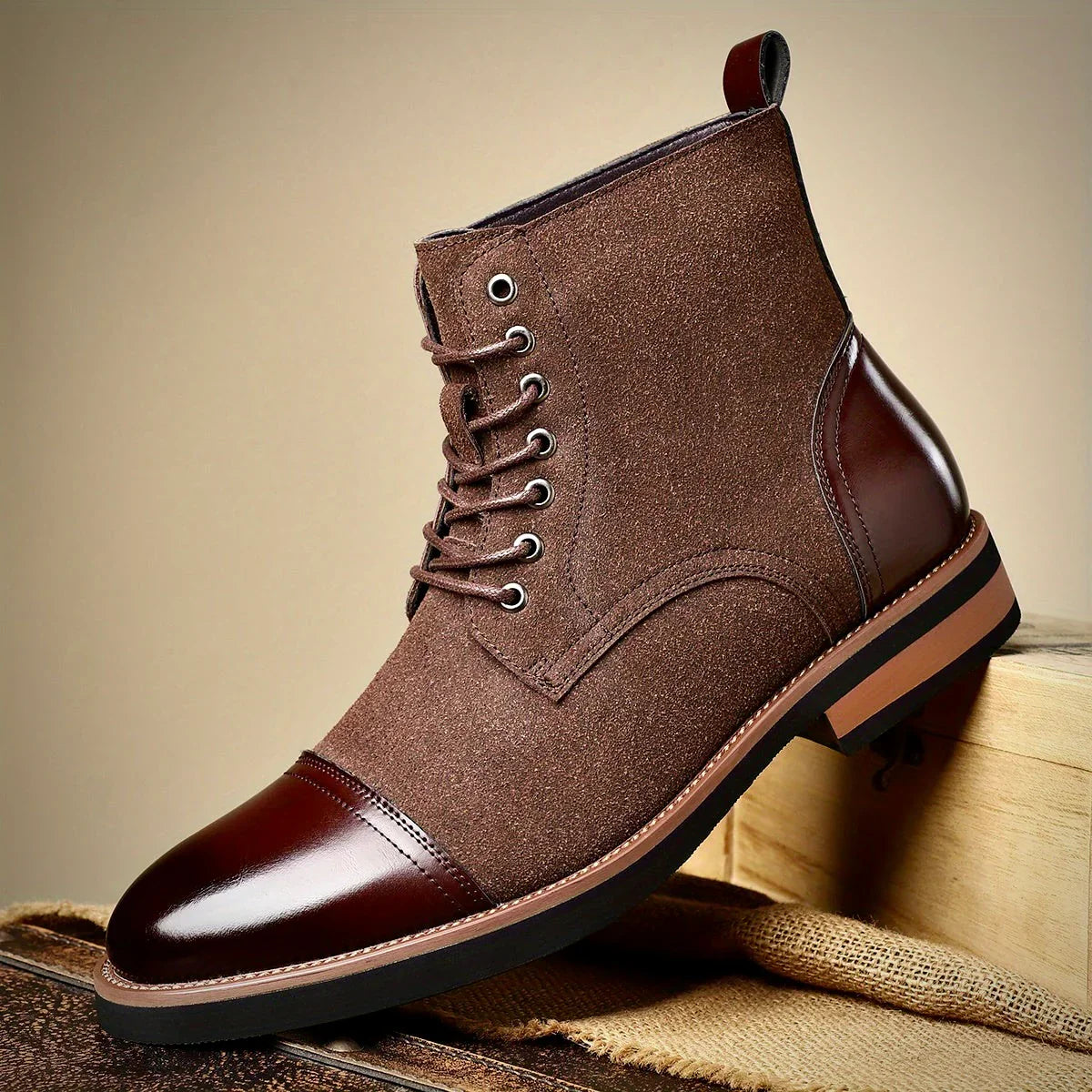 Elegant Men's Boots With Sleek Design 5